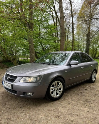 Hyundai Sonata cena 9700 przebieg: 350000, rok produkcji 2005 z Szczecin małe 67